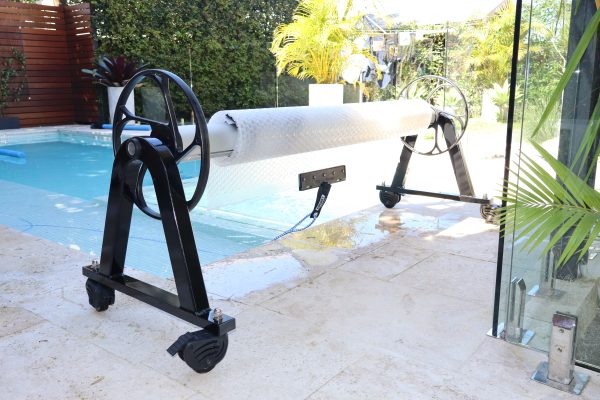 NCS RA - Pool Roller