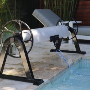 A Frame Pool Roller